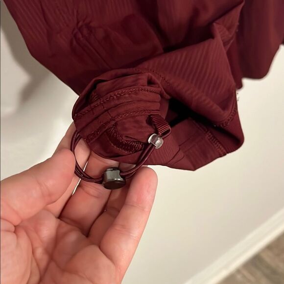 lululemon athletica‎ Burgundy dance studio pants size 4 - Picture 4 of 7